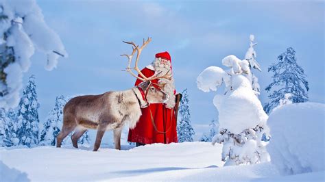 Santa Claus at the North Pole: A Delightful Voyage Through Early Cinema and Festive Magic!